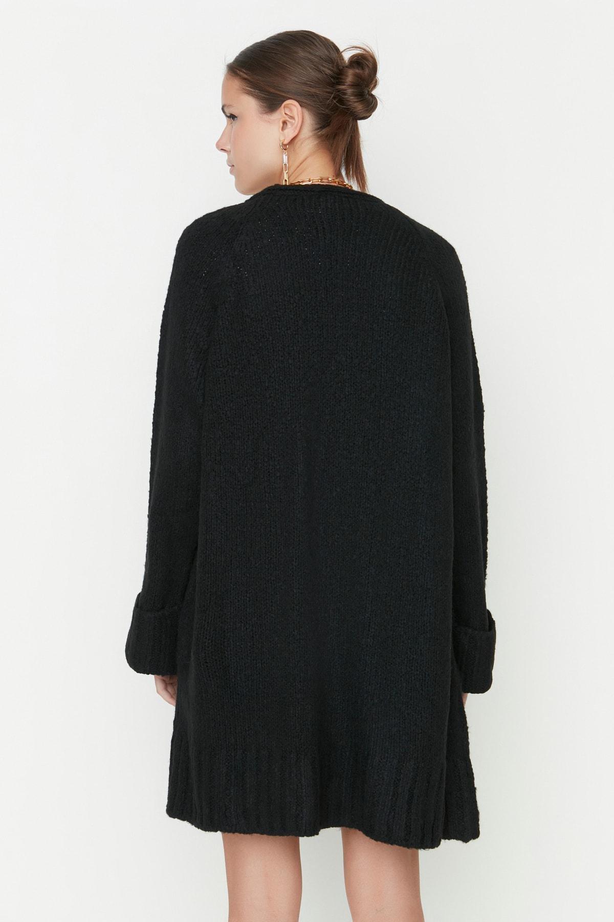 Trendyol - Black Regular V Neck Cardigan