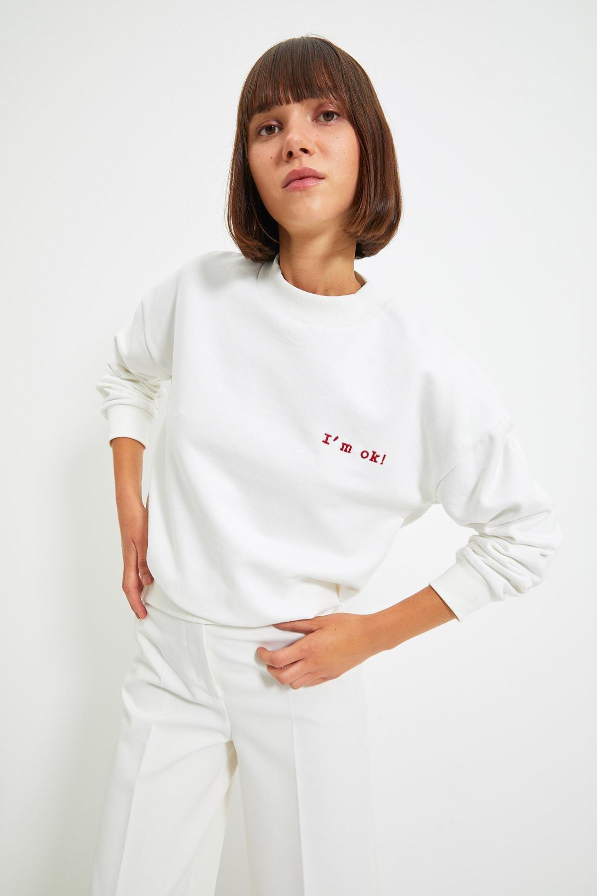 White Regular Sweatshirt, , large image number 0