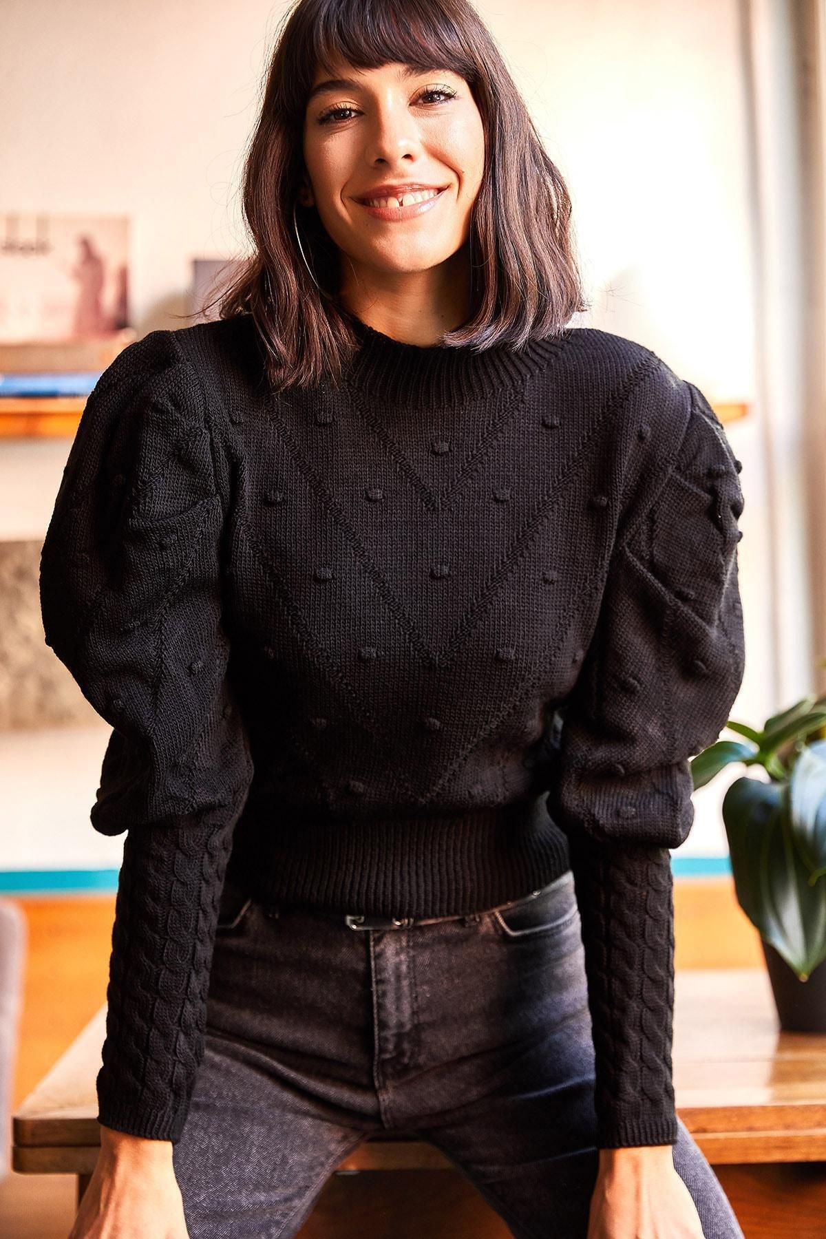 Black Textured Cropped Sweater, BLACK, large image number 1