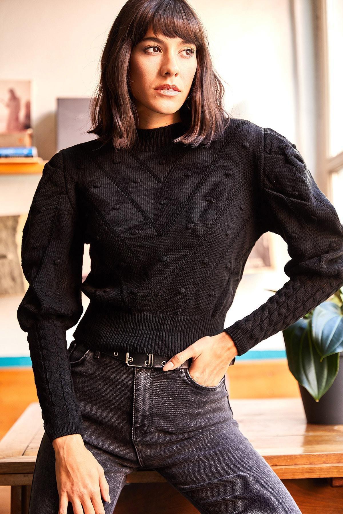 Black Textured Cropped Sweater, BLACK, large image number 2
