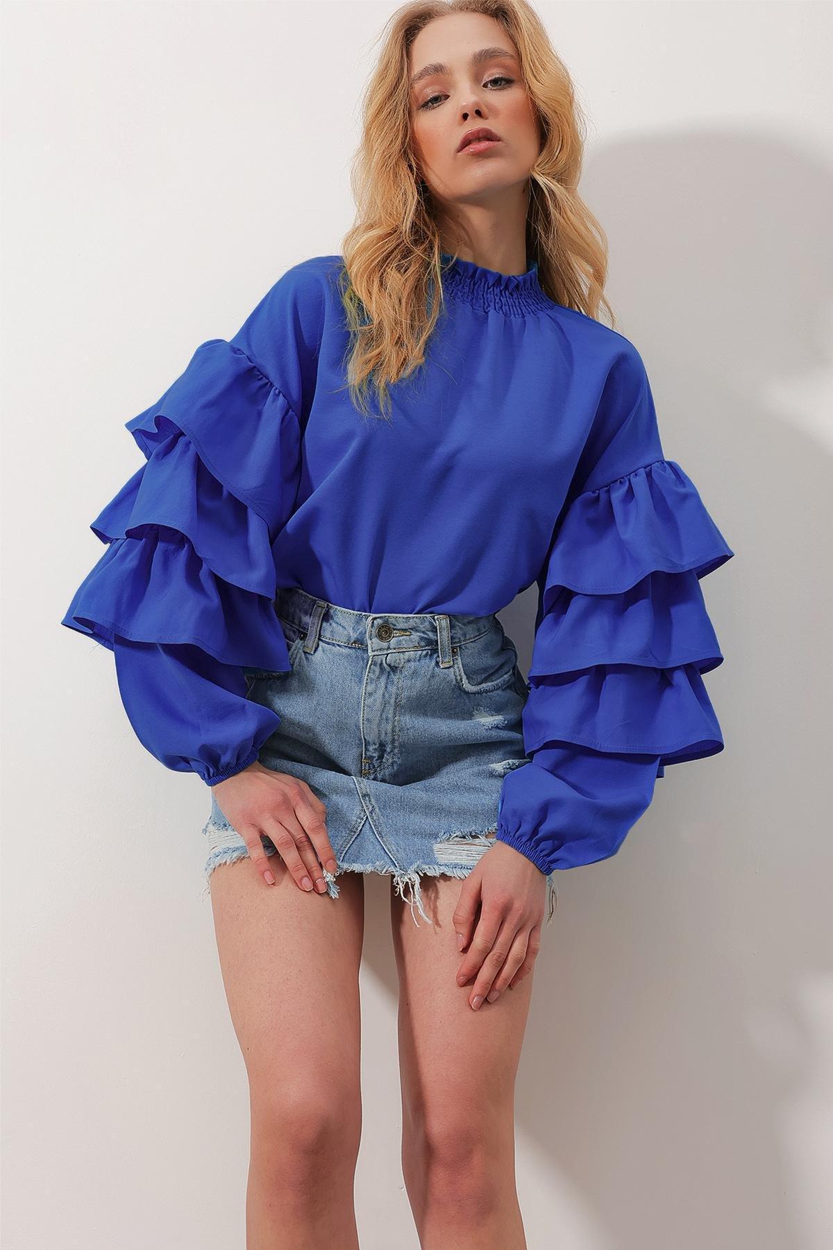 Alacati - Blue High-Neck Ruffle Sleeve Blouse