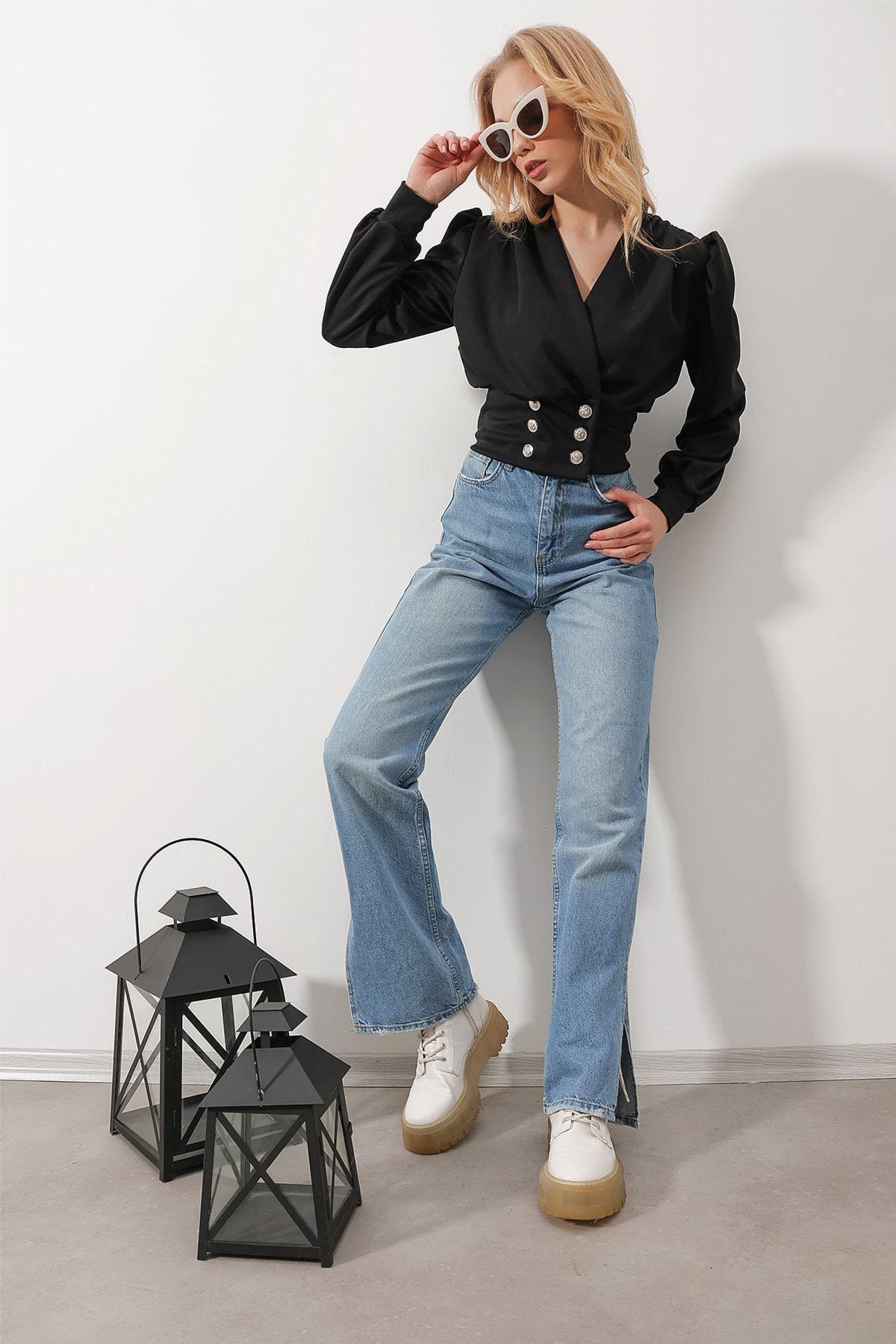Black Double-Breasted Princess Sleeve Crop Top, , large image number 2