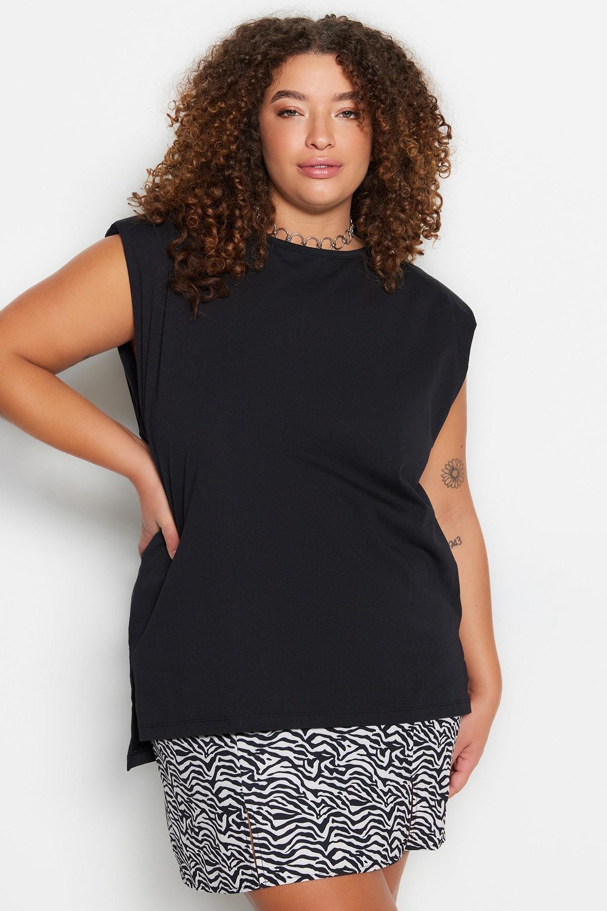 Black Relaxed Plus Size T-Shirt, , large image number 0