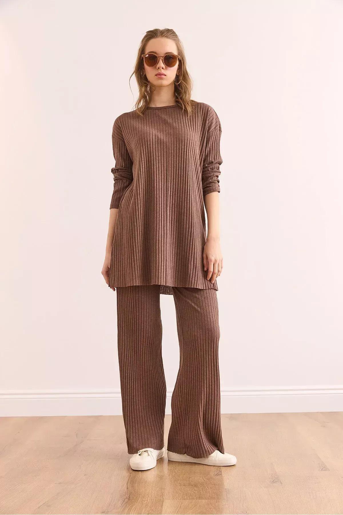 طقم متناسق بقصة مريحة، بني, Mink, large image number 1
