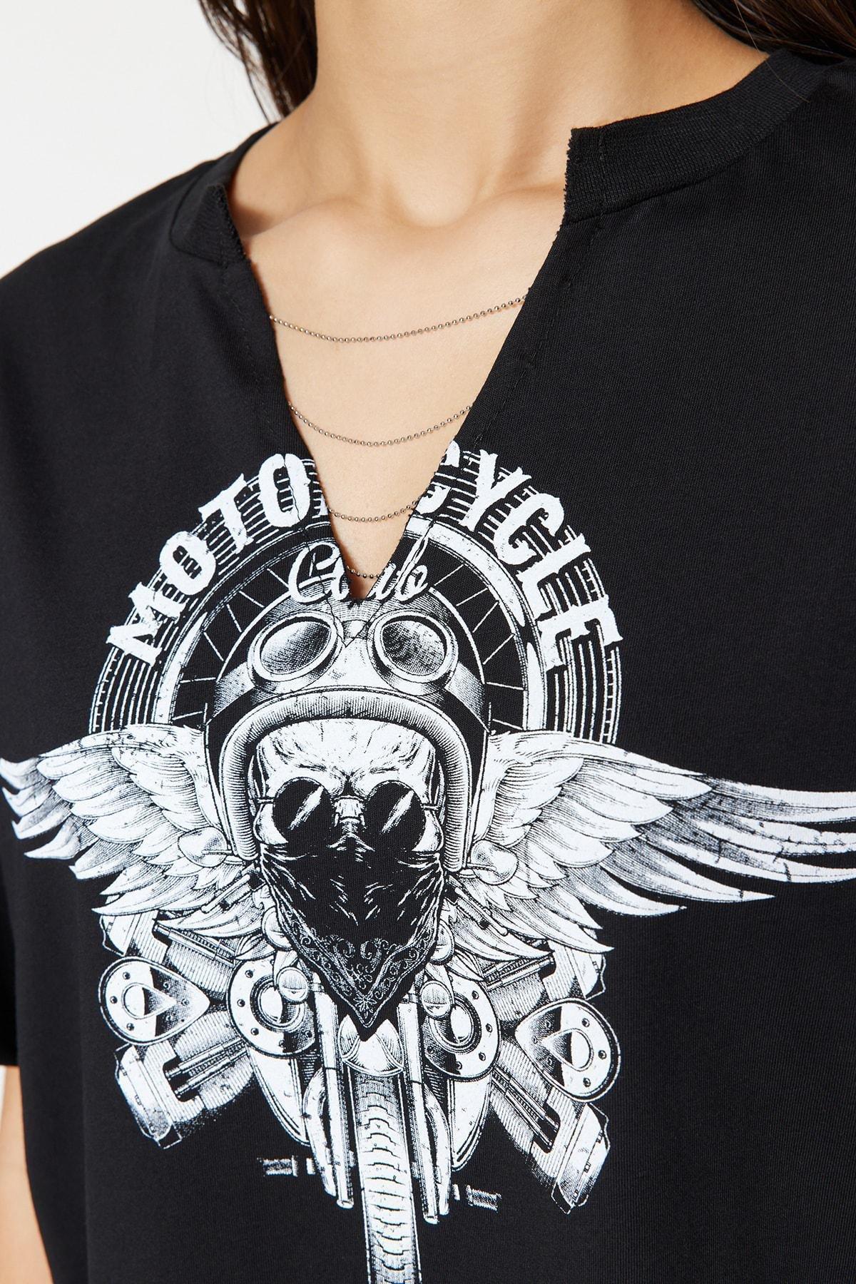 Black V-Neck Boyfriend T-Shirt, , large image number 5
