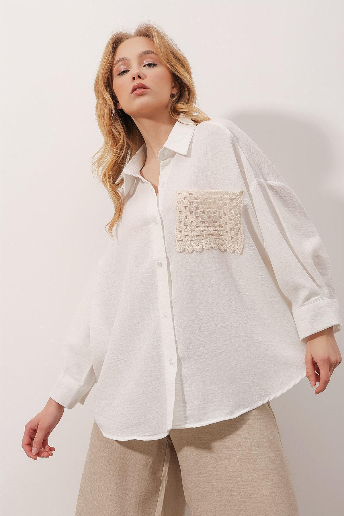 Alacati - White Crochet Pocket Linen Shirt