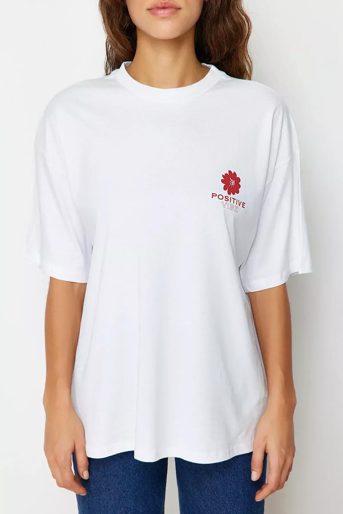 تيشيرت بقصة فضفاضة بنقشة زهور، أحمر, Red, large image number 3