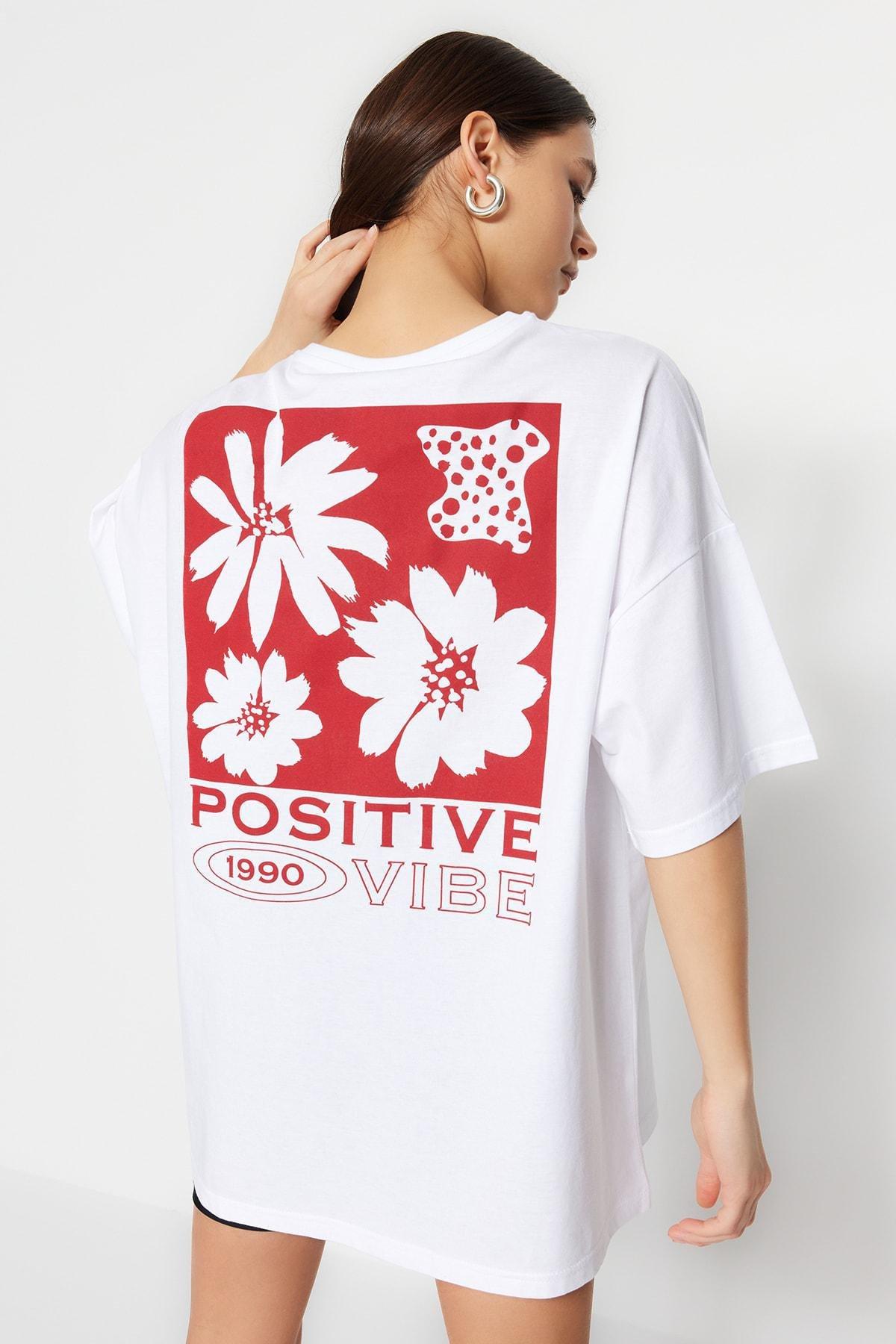 Trendyol - Red Floral Oversize T-Shirt