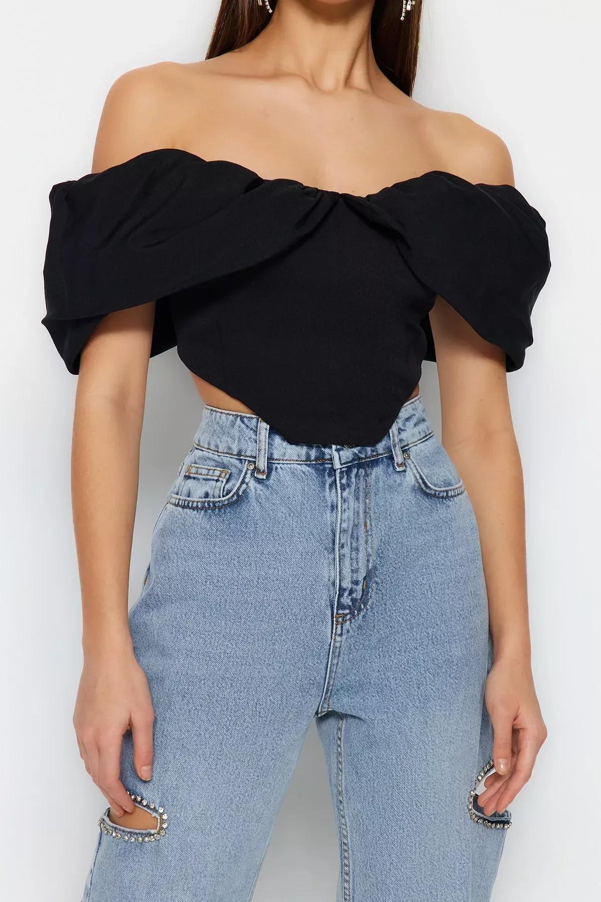 Black Fitted Carmen Collar Crop Top, Black, large image number 3