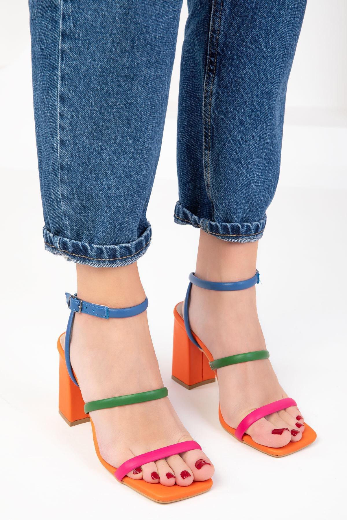 Multicolour Classic Heeled Shoes, C101_4777, large image number 3