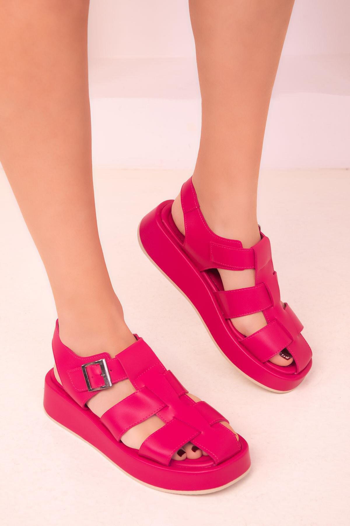 SOHO - Pink Platform Sandals