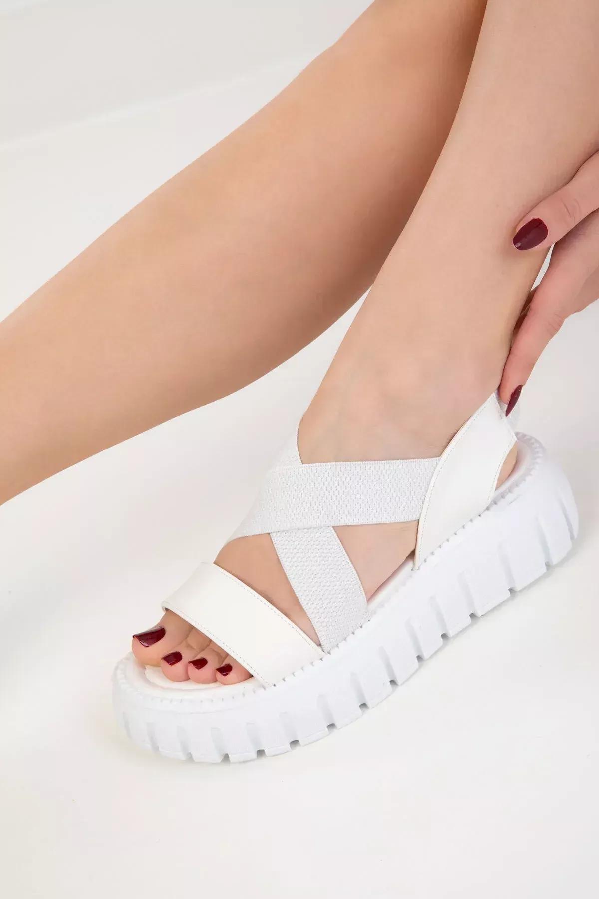 White Plain Sandals, , large image number 4