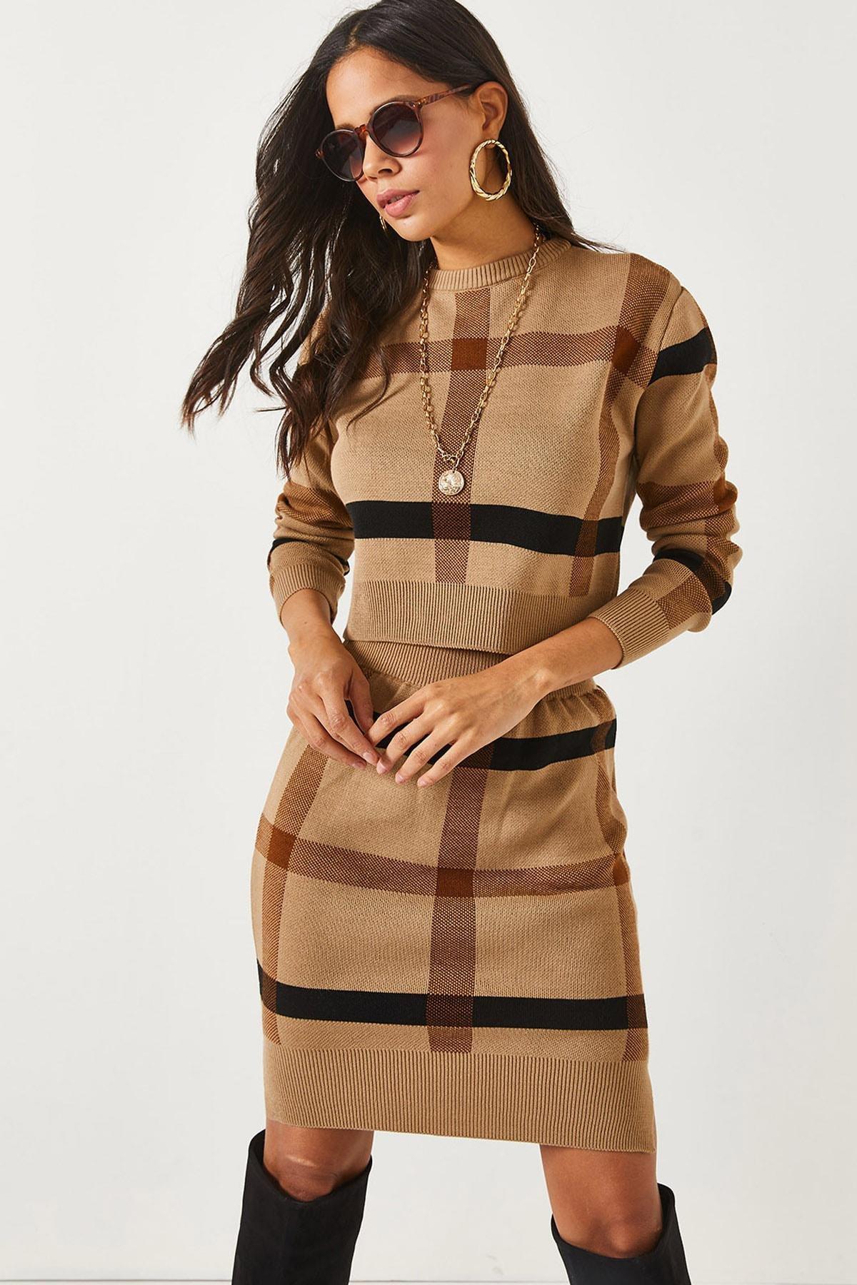 Biscuit Top Crop Sweater Bottom Slit Skirt Set TKM-19000184, 2s, BISCUIT, large image number 0