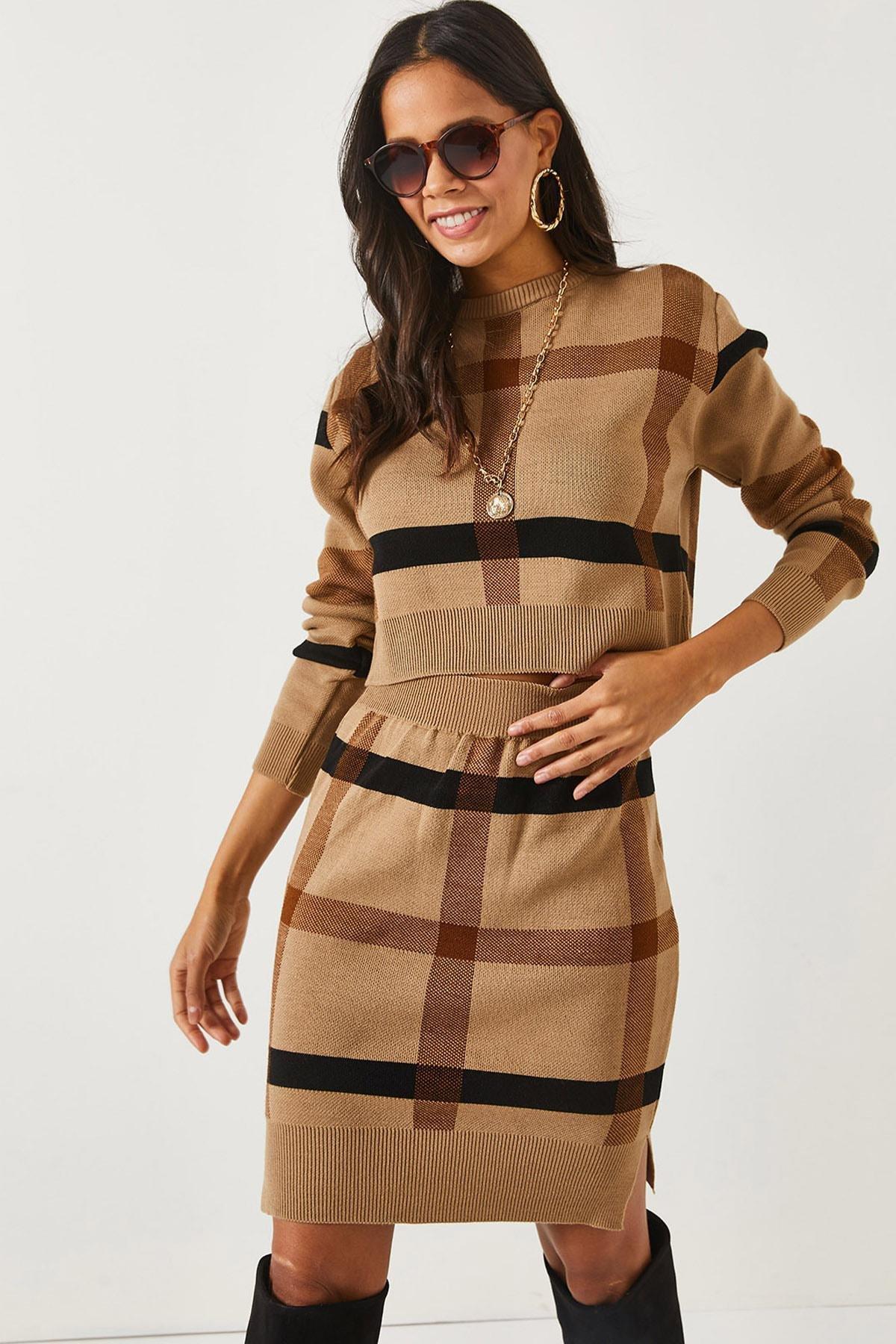 Biscuit Top Crop Sweater Bottom Slit Skirt Set TKM-19000184, 2s, BISCUIT, large image number 1