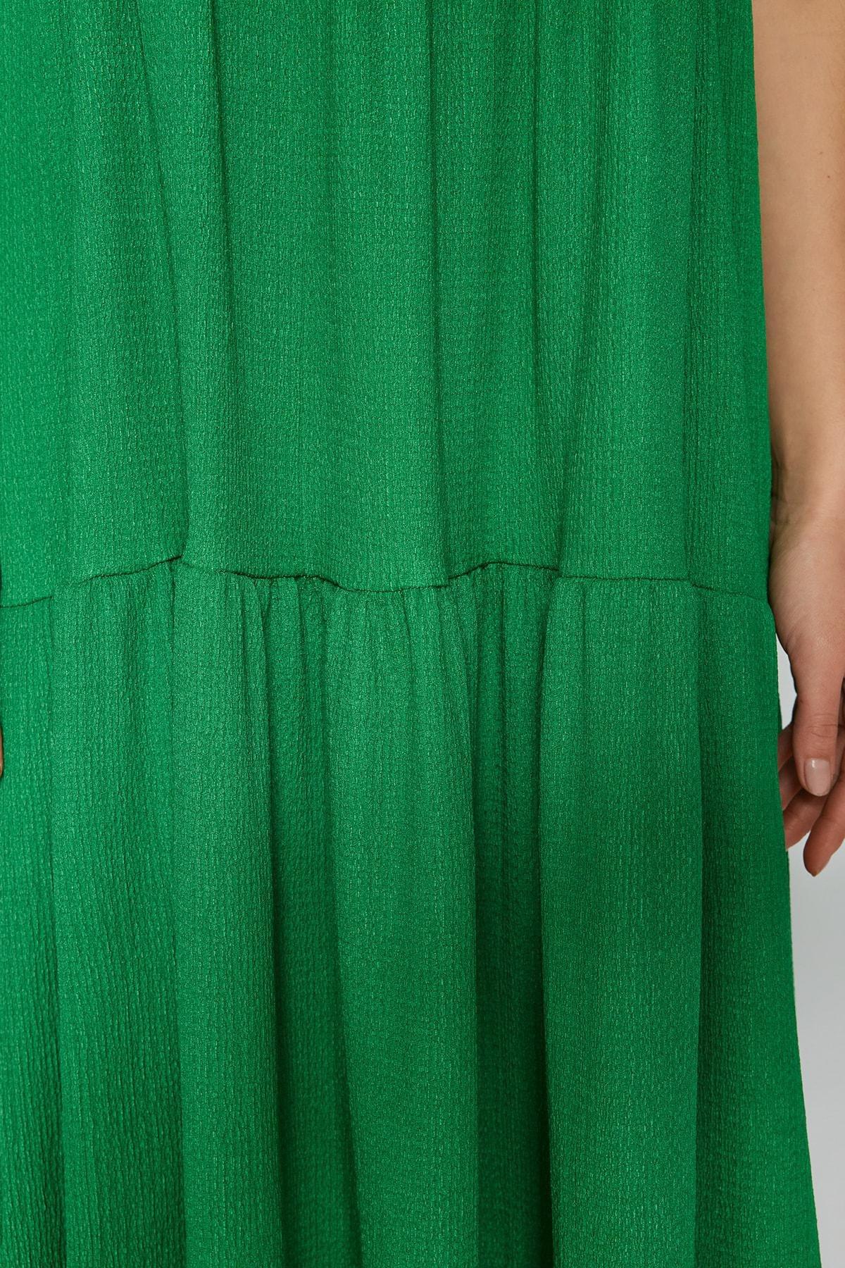 Green Floral Square Collared Skater Dress, , large image number 4
