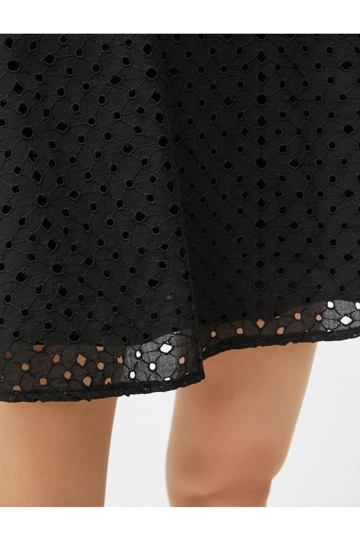 Black Scalloped Lined Mini Skirt, , large image number 9