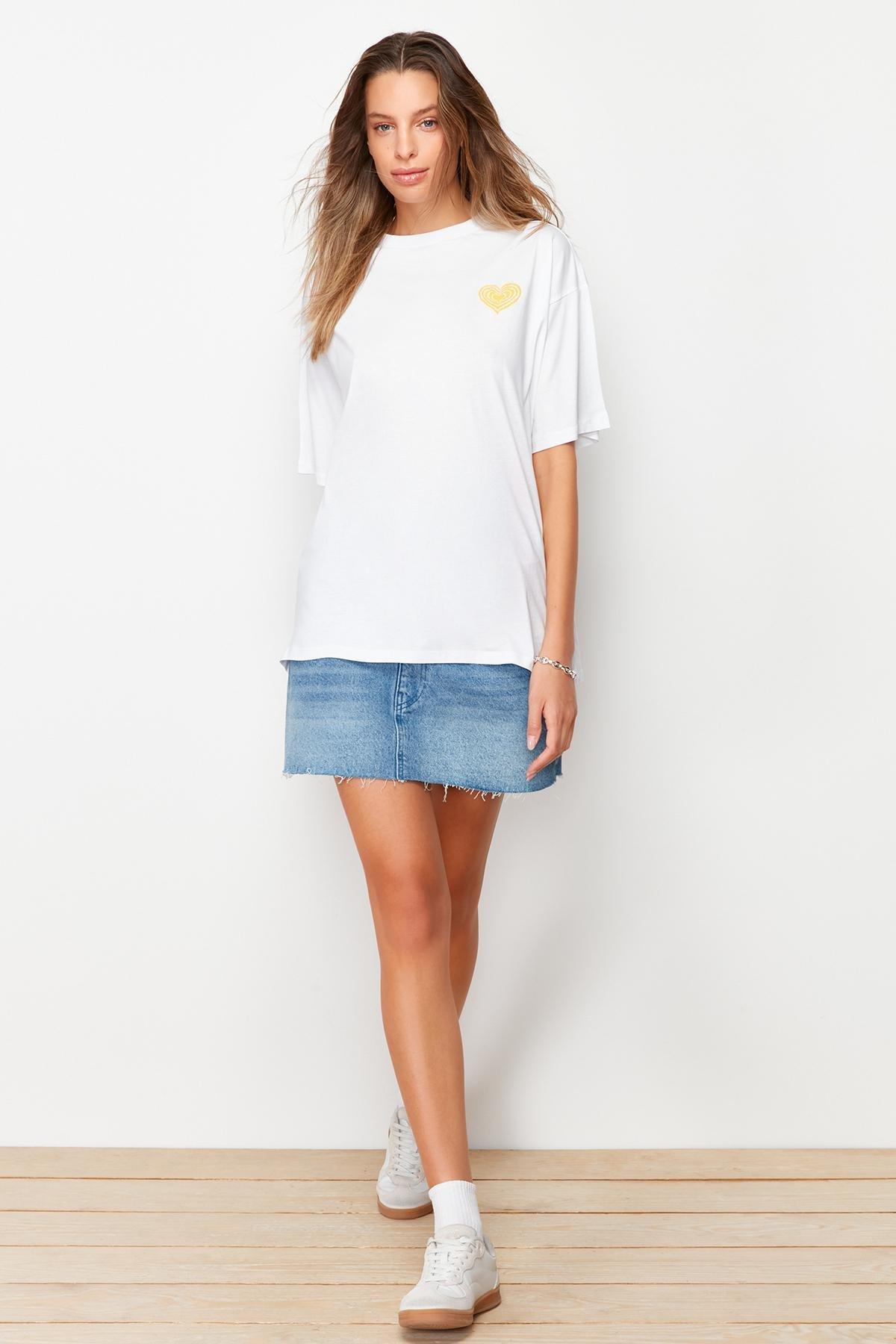 White Oversized Crew Neck T-Shirt, , large image number 0