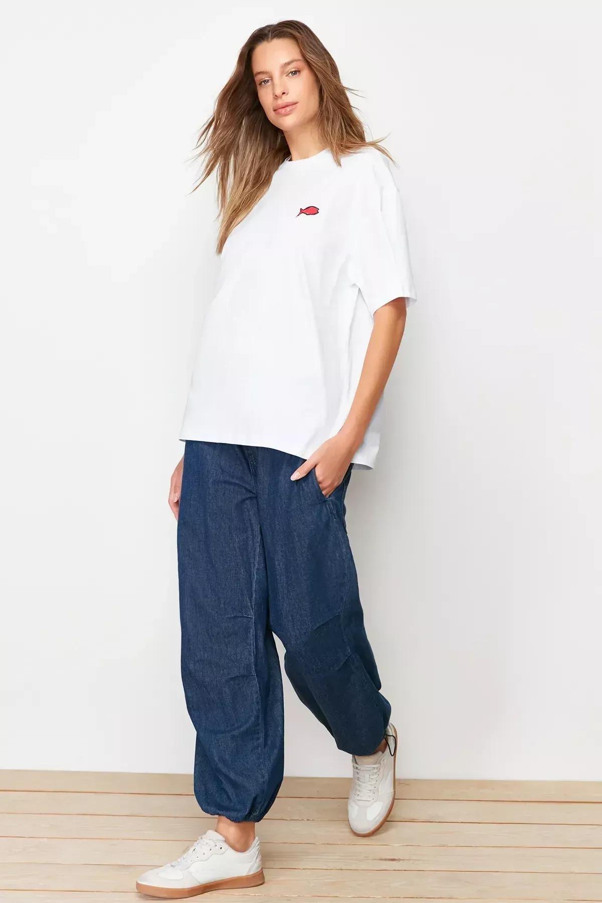 White Oversized Crew Neck T-Shirt, White, large image number 2
