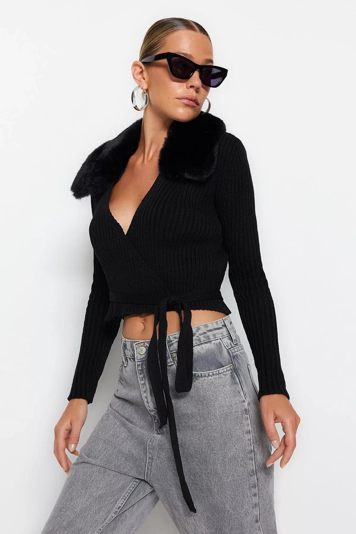 Black Slim Sweater, BLACK, large image number 1