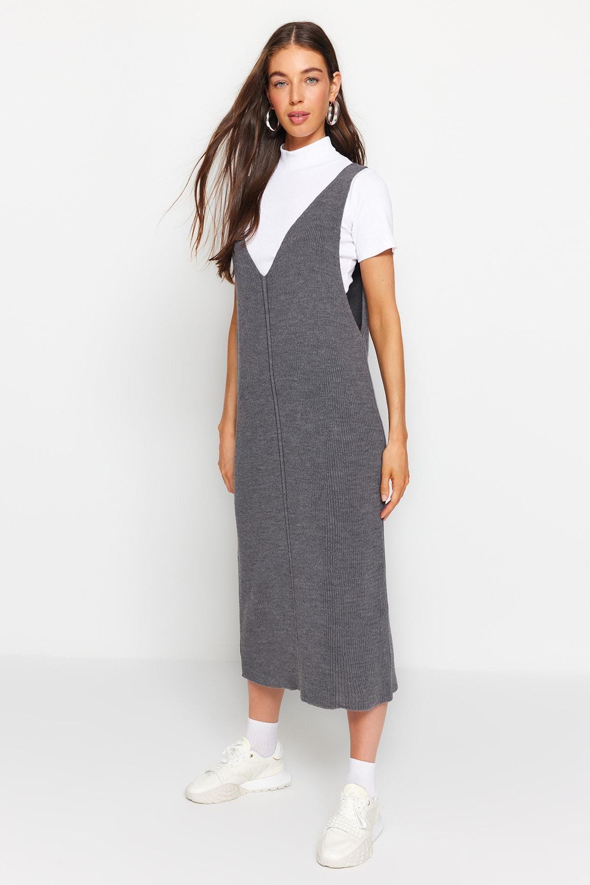 Grey Knitwear V-Neck Maxi Dress, , large image number 2
