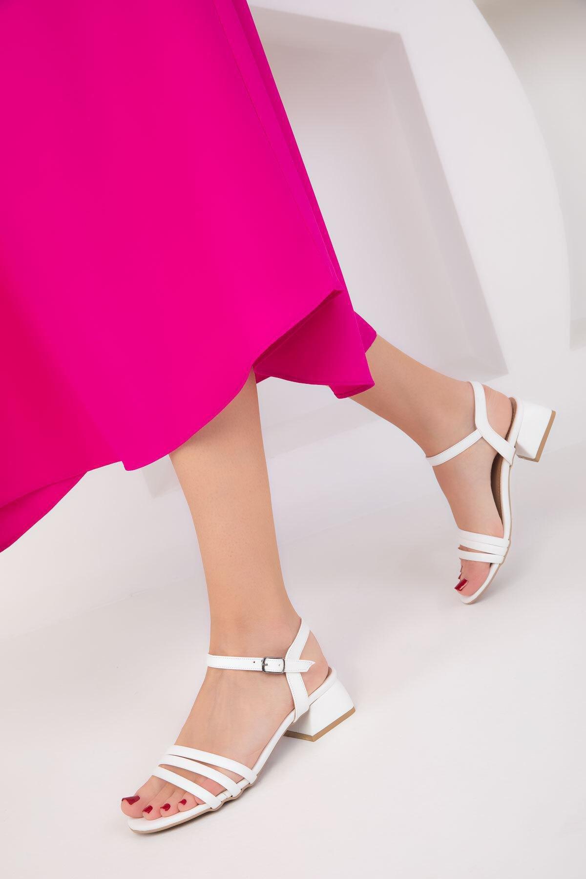 SOHO - White Classic Heeled Shoes