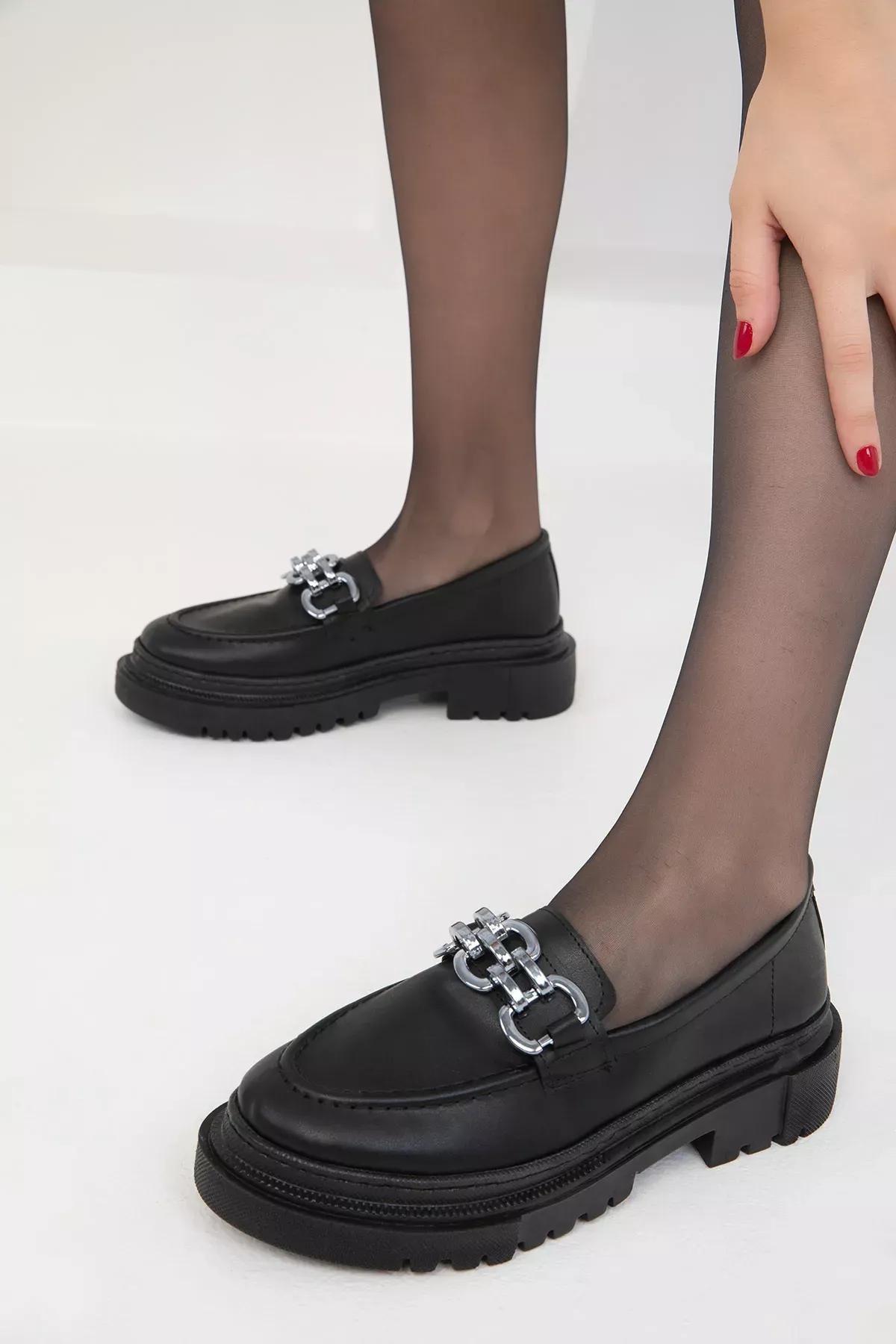 Black Chain Detailed Loafers, , large image number 4