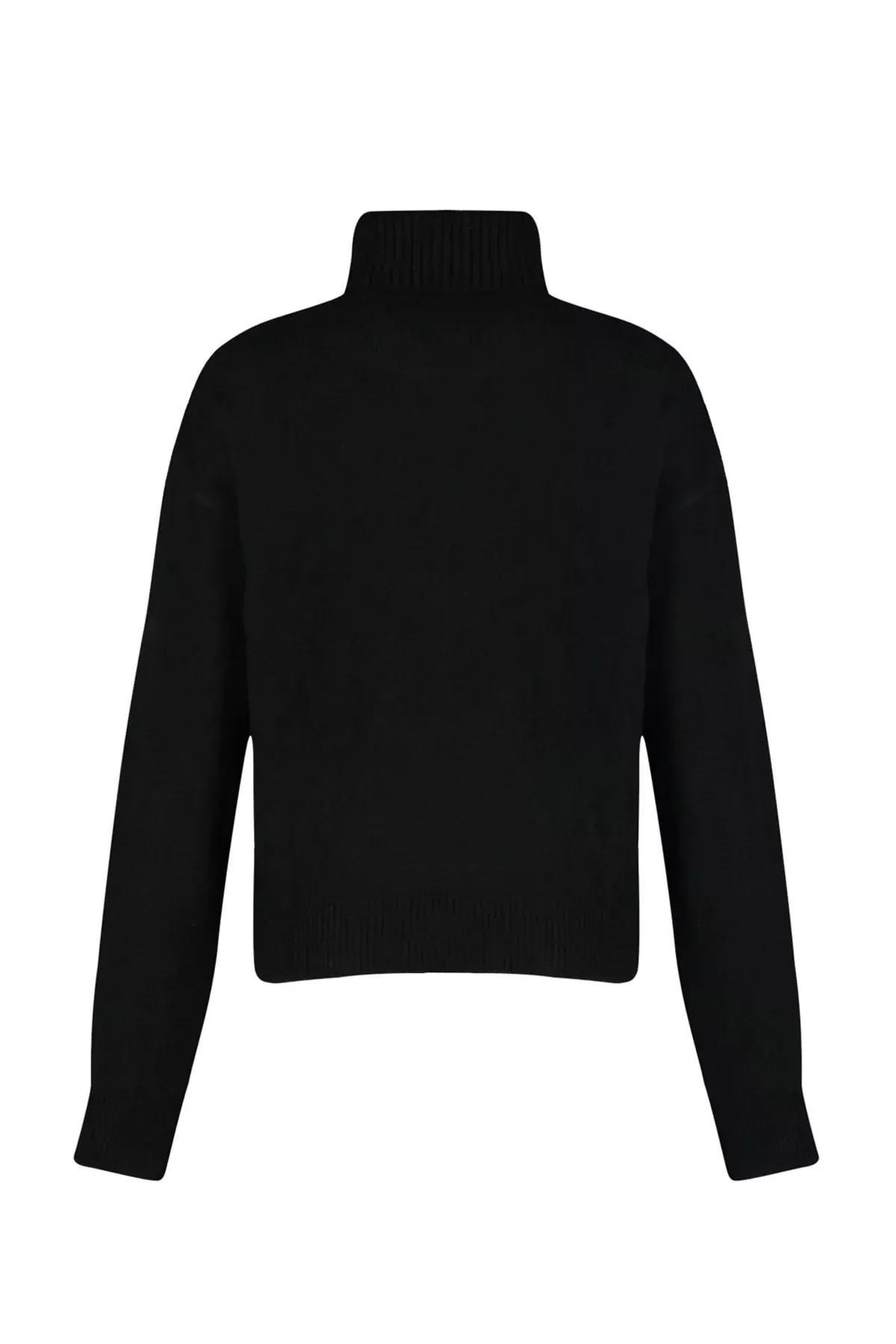 Black Turtleneck Sweater, BLACK, large image number 7
