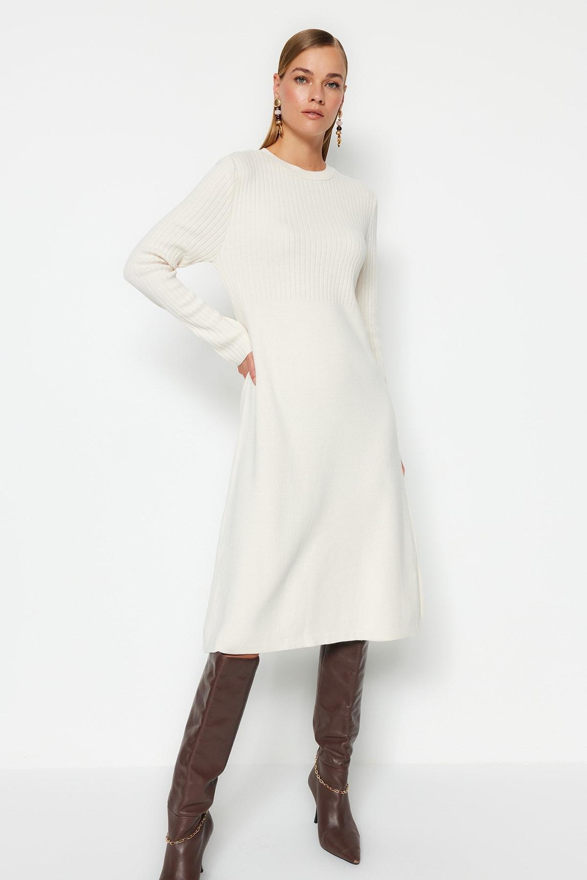 Cream Shift Dress, , large image number 2