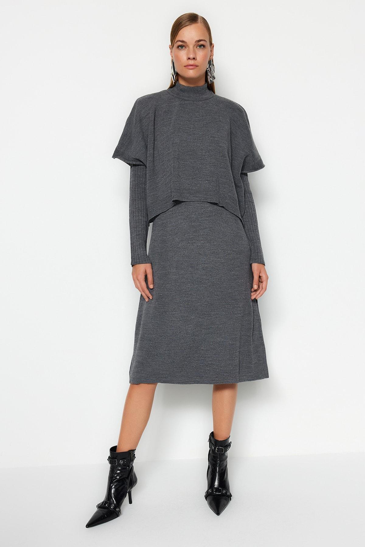 Grey Shift Dress, , large image number 1