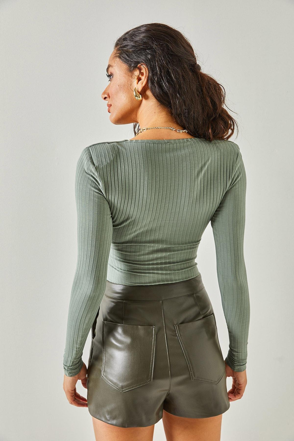 Olalook - Green V-Neck Waistband Bodysuit