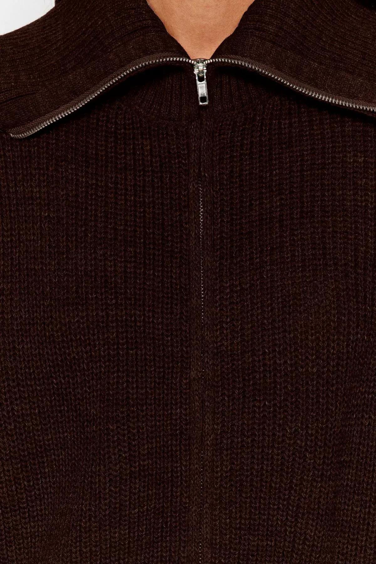 Brown Patterned Collared Zippered Knitted Cardigan, , large image number 4