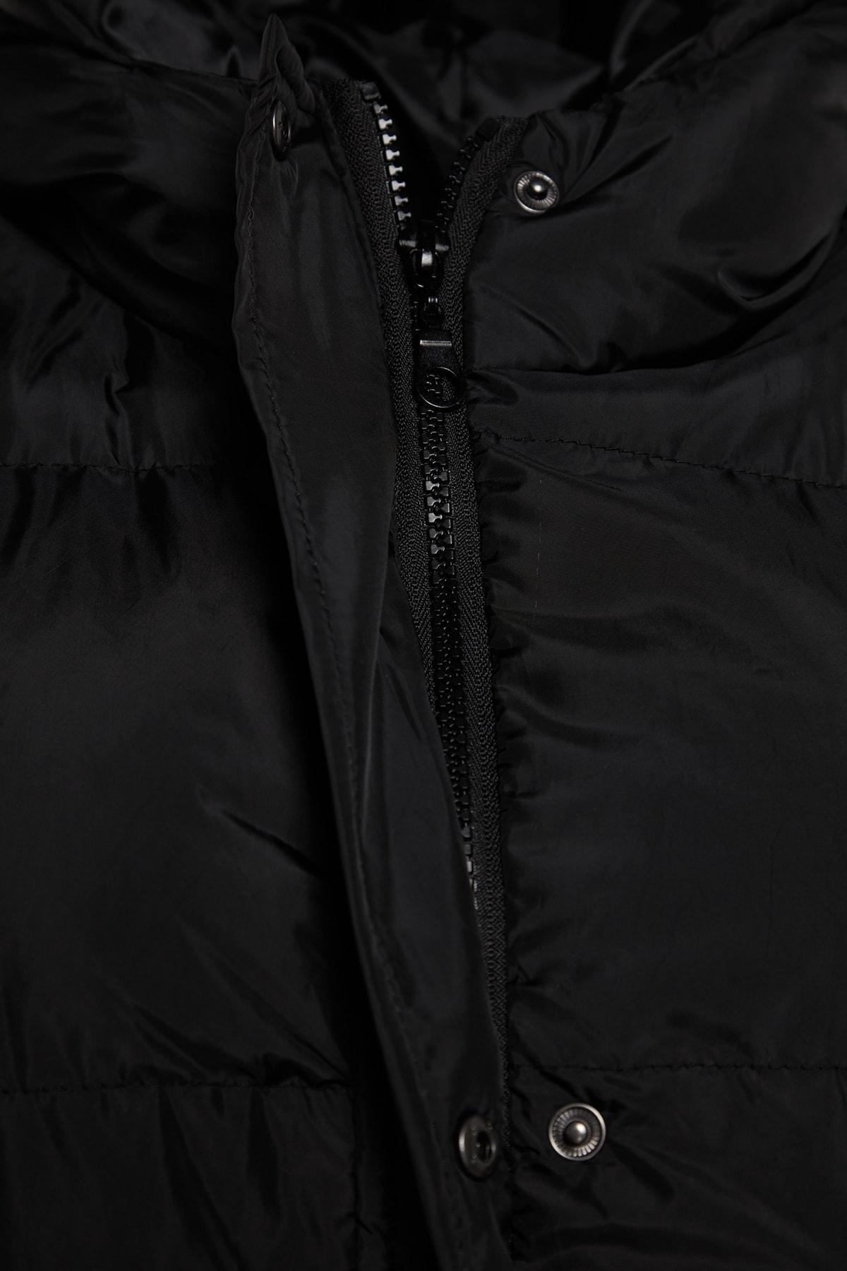 Black Hooded Puffer Plus Size Vest, , large image number 7