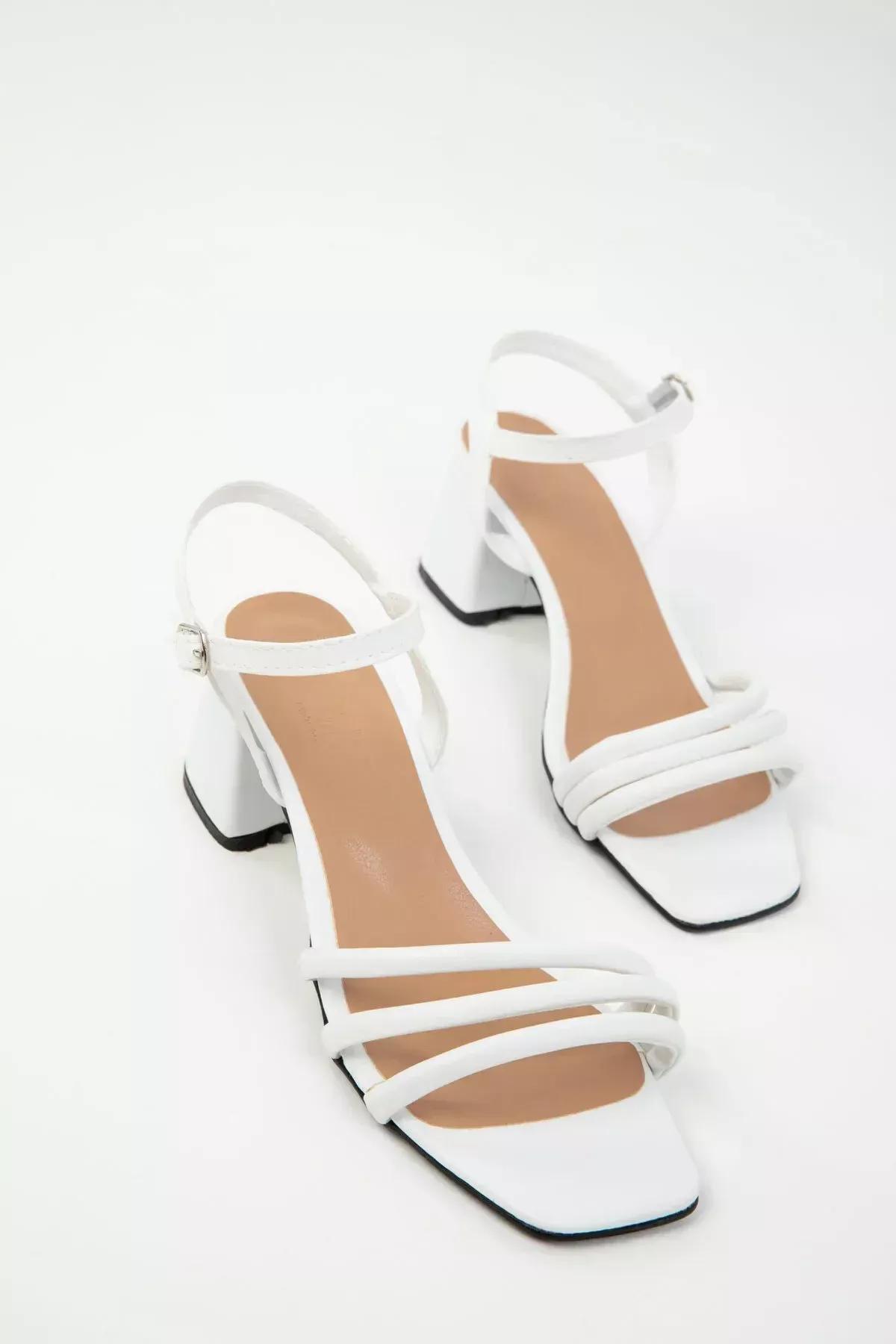 White Classic Heeled Shoes, White, large image number 1