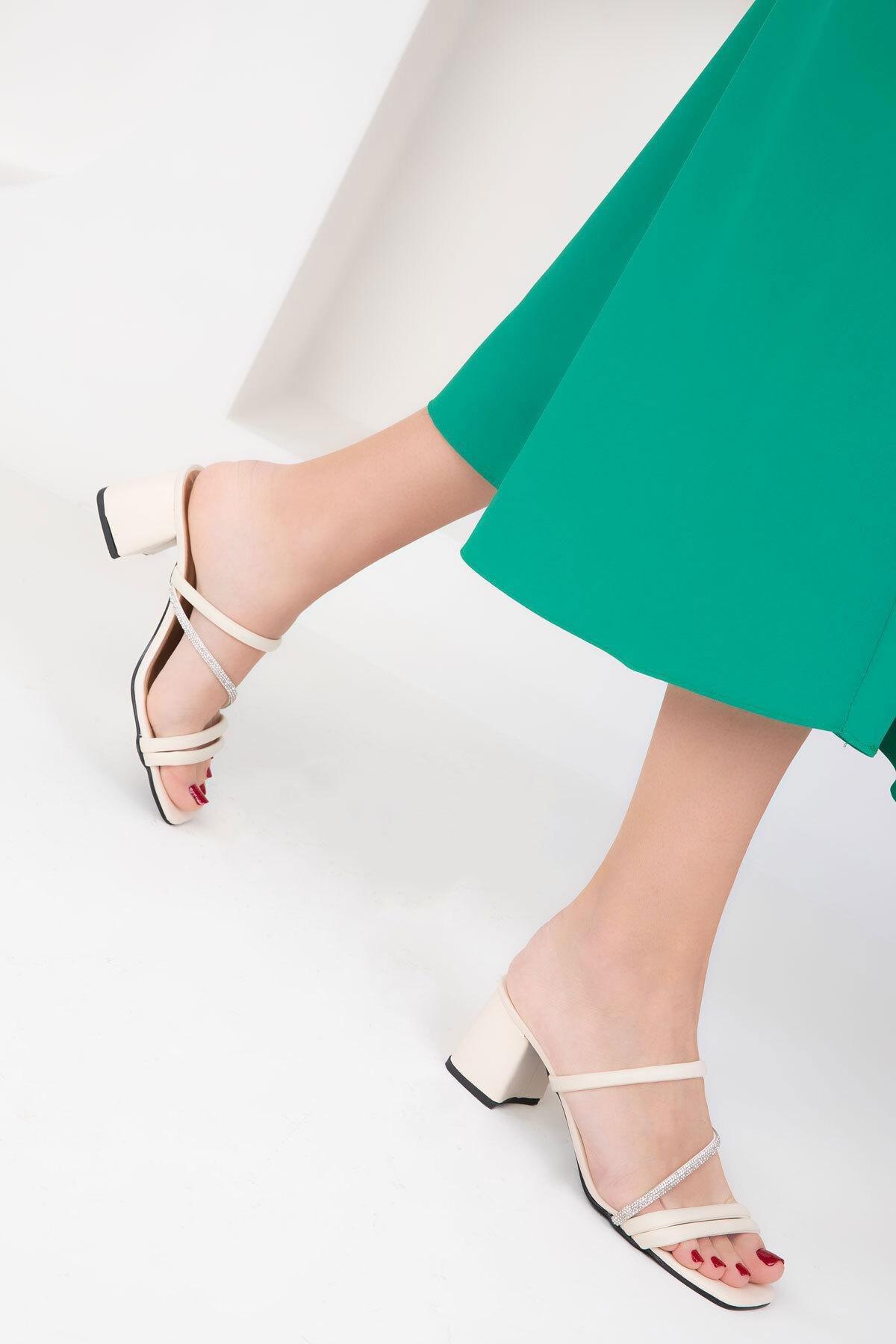 Beige Classic Heeled Shoes, , large image number 0