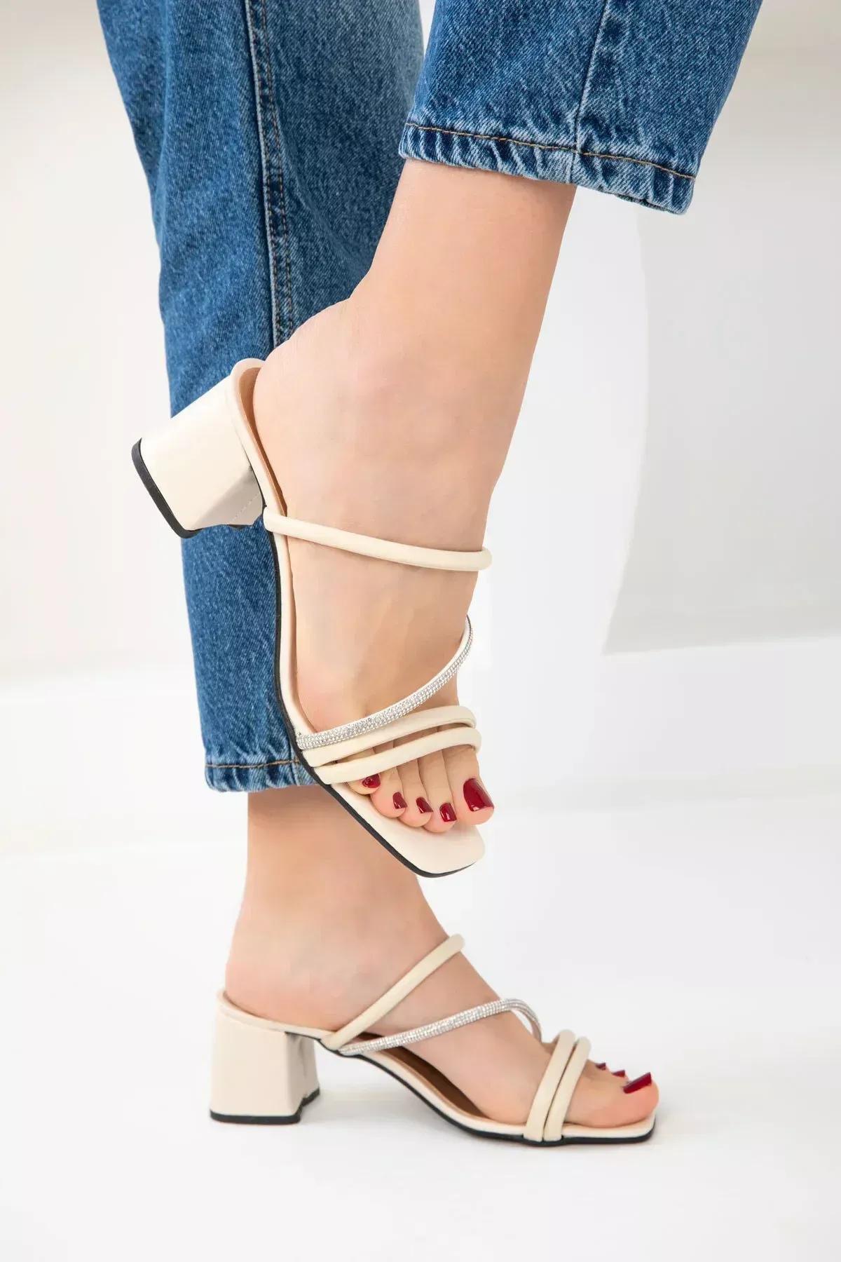 Beige Classic Heeled Shoes, , medium