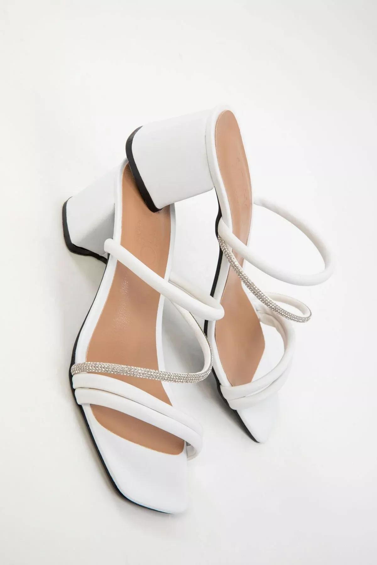 White Classic Heeled Shoes, White, large image number 3
