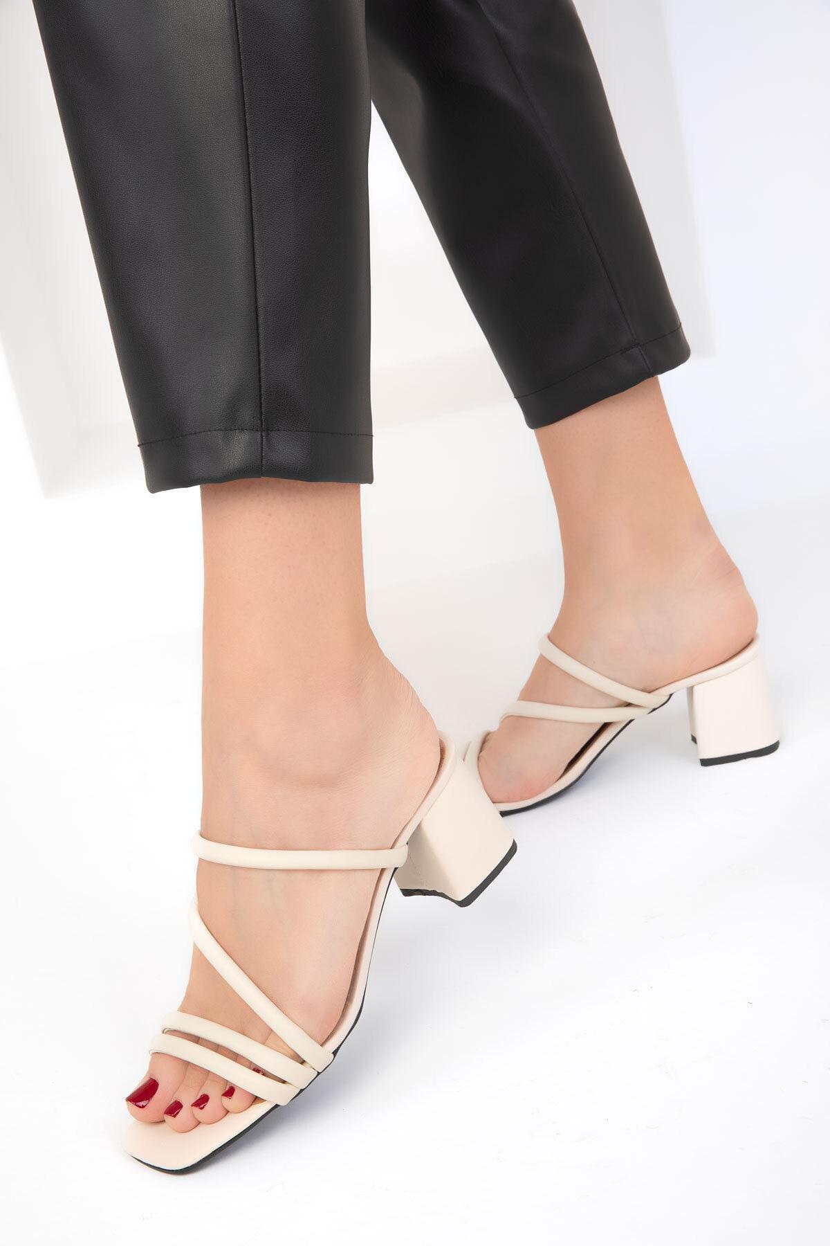 Beige Classic Heeled Shoes, , large image number 1