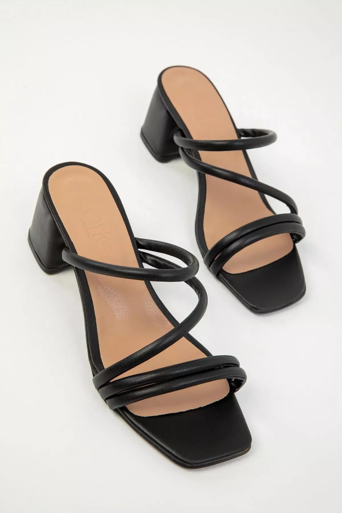 Black Classic Heeled Shoes, BLACK, large image number 3