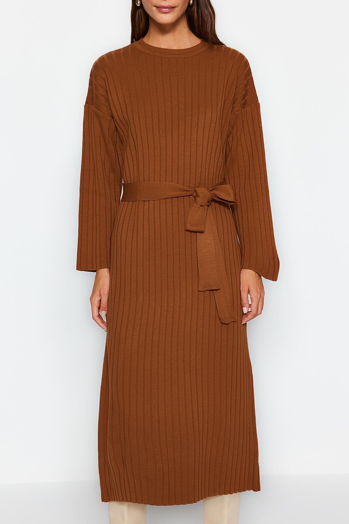 Brown Belted Ribbed Knitted Dress, , large image number 3