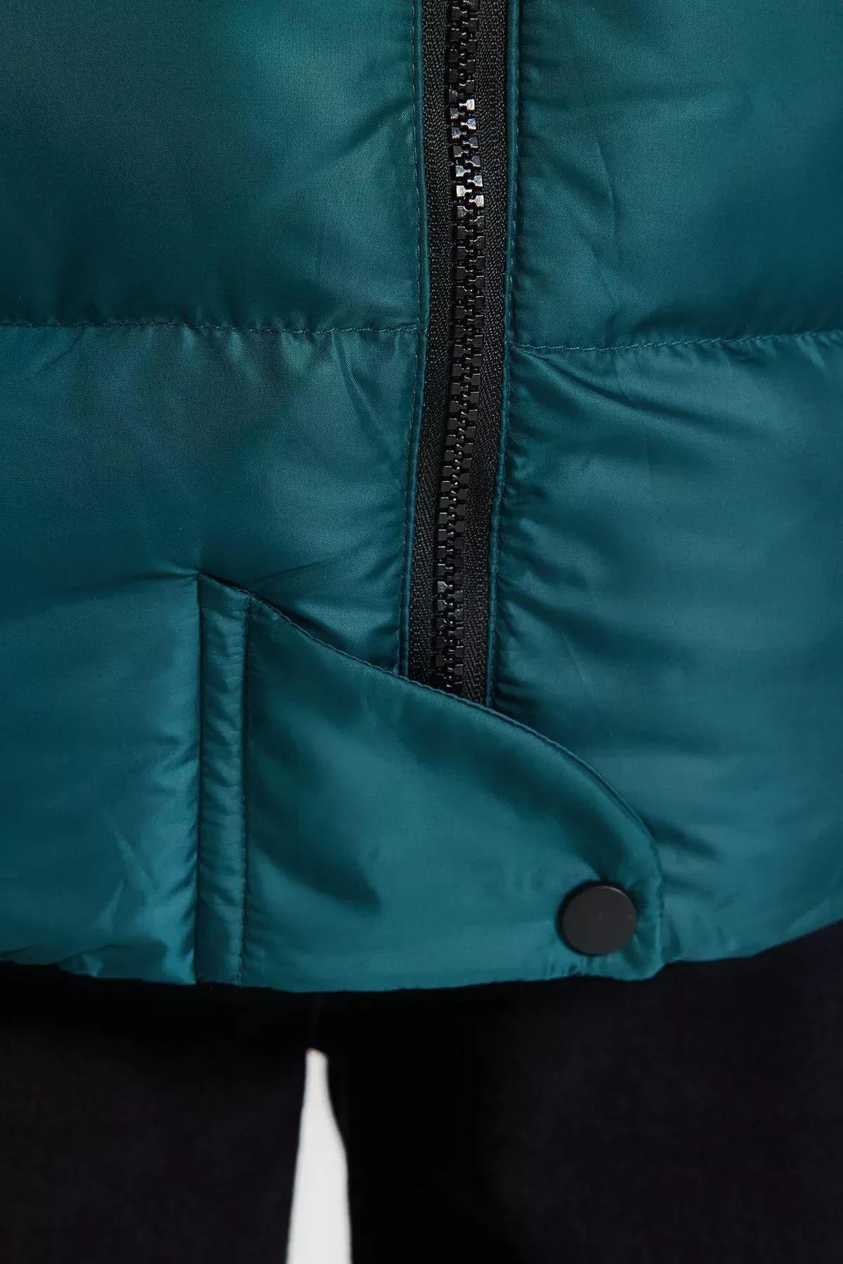 Green Hooded Puffer Jacket, Emerald, large image number 5