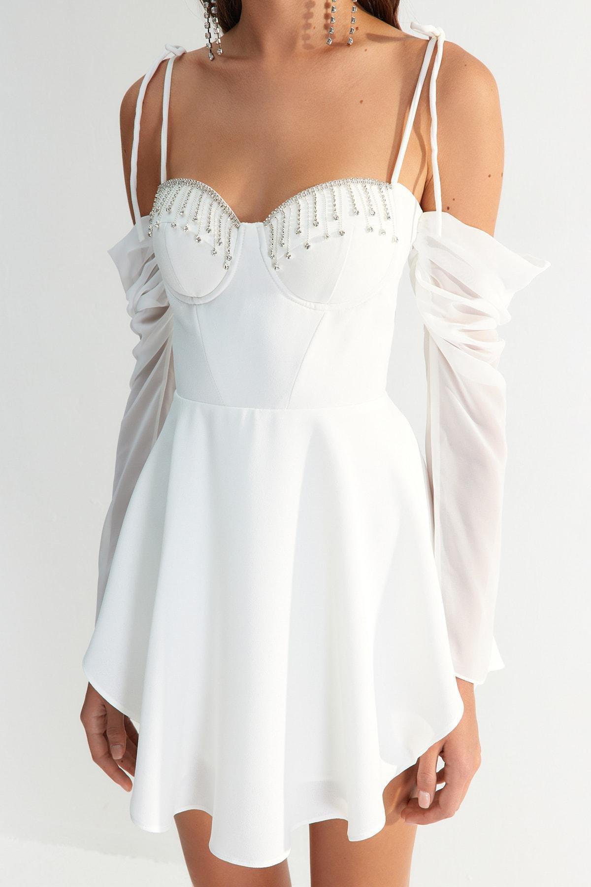 White Ruffled Shiny Stones Detailed Bridal Dress, , large image number 2