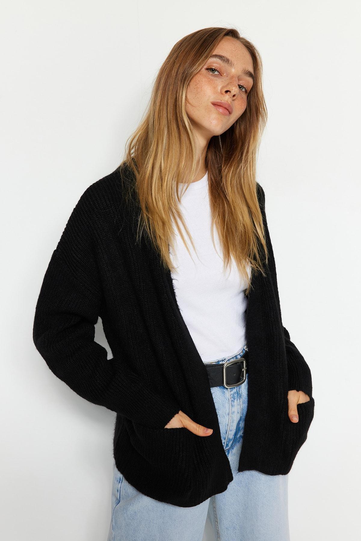 Black Soft Pocket Detail Knitwear Cardigan, , large image number 2