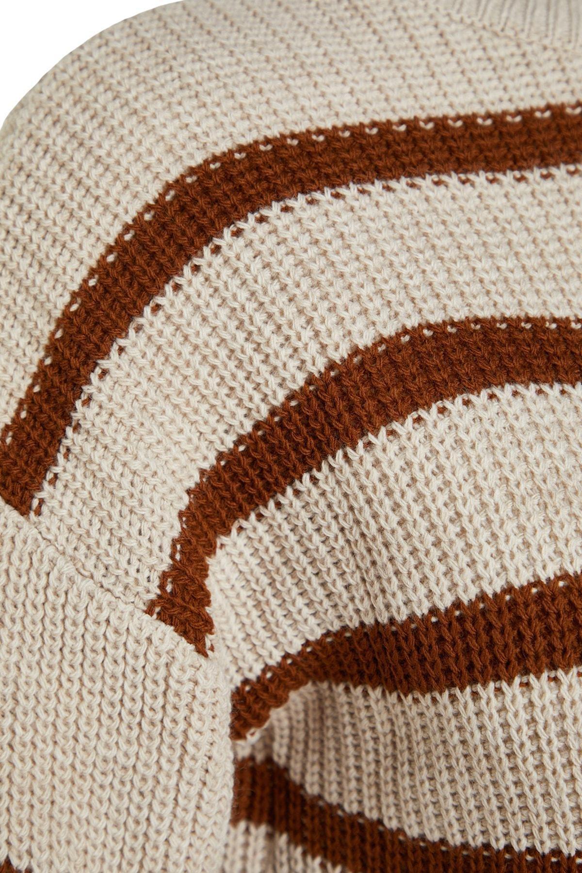 Beige Relaxed Sweater, , large image number 5