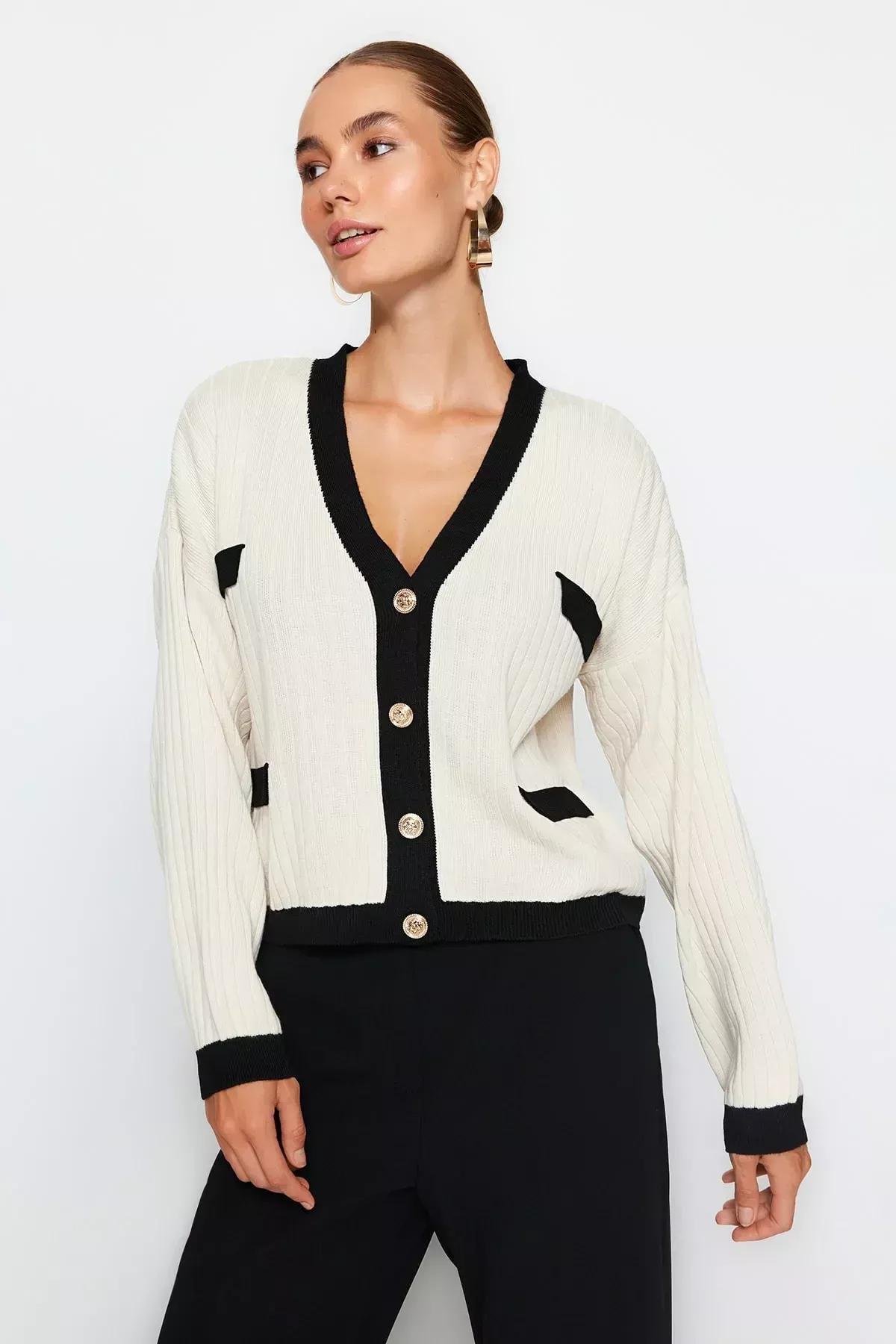 White Buttoned Knitted Cardigan, STONE, large image number 2