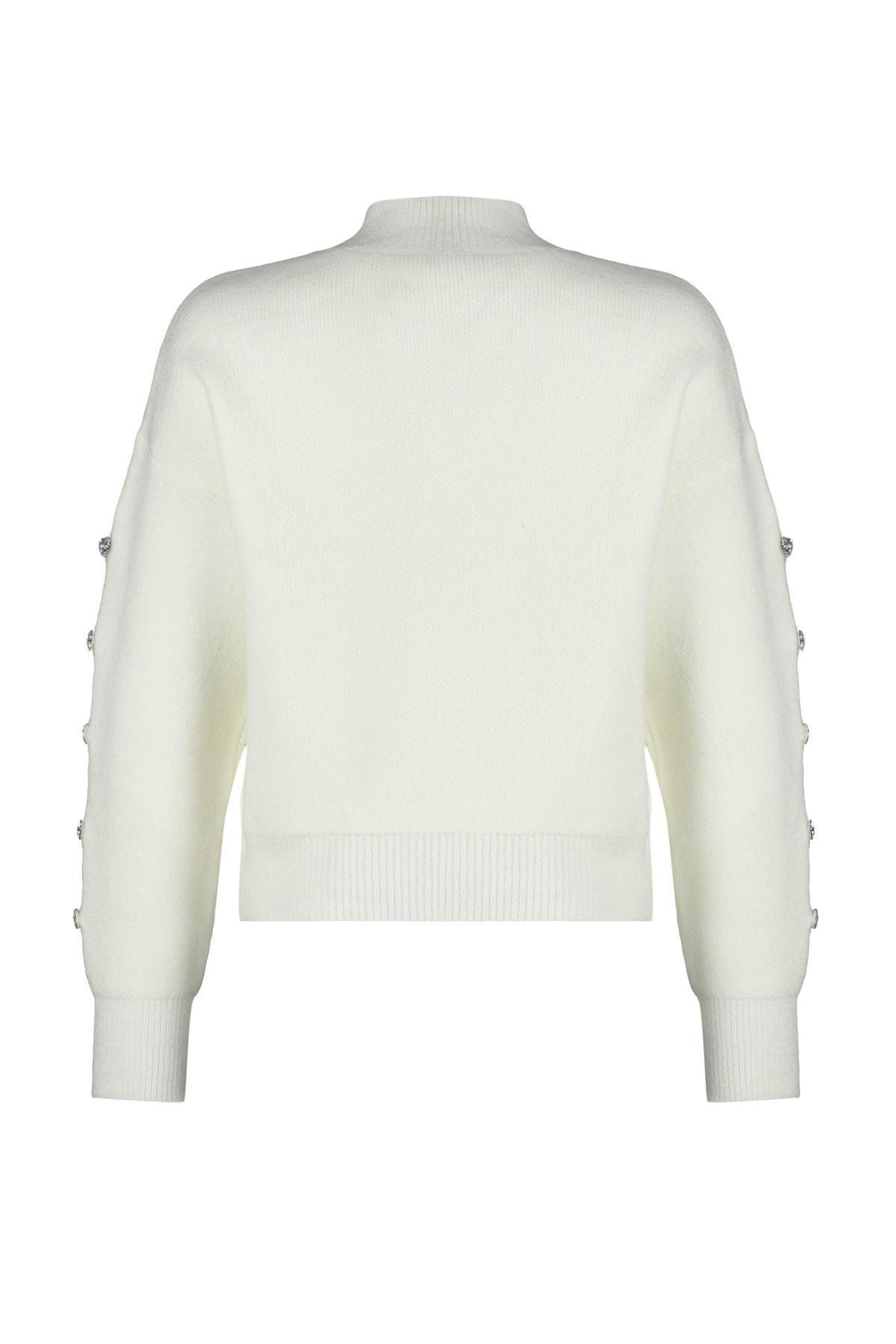 Cream Regular Sweater, , large image number 7