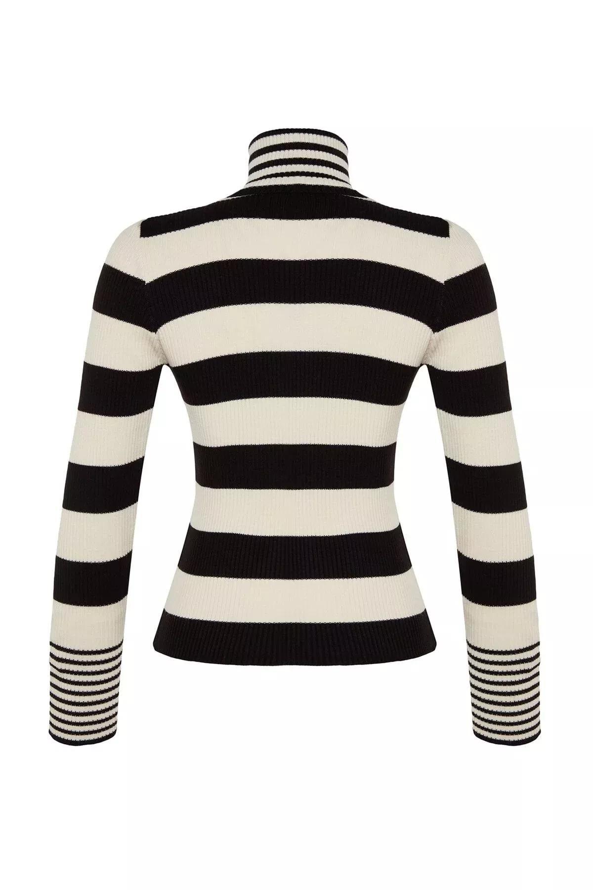 Black Striped Sweater, BLACK, large image number 7