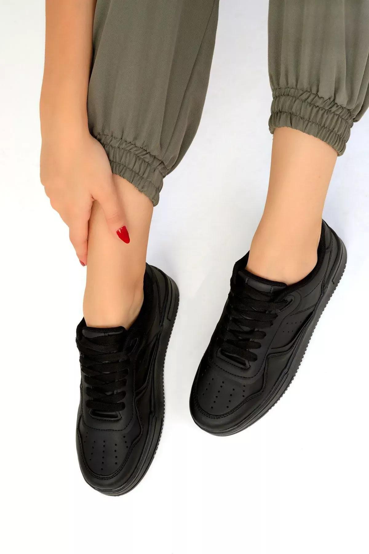 Black Laced Sneakers, , large image number 2
