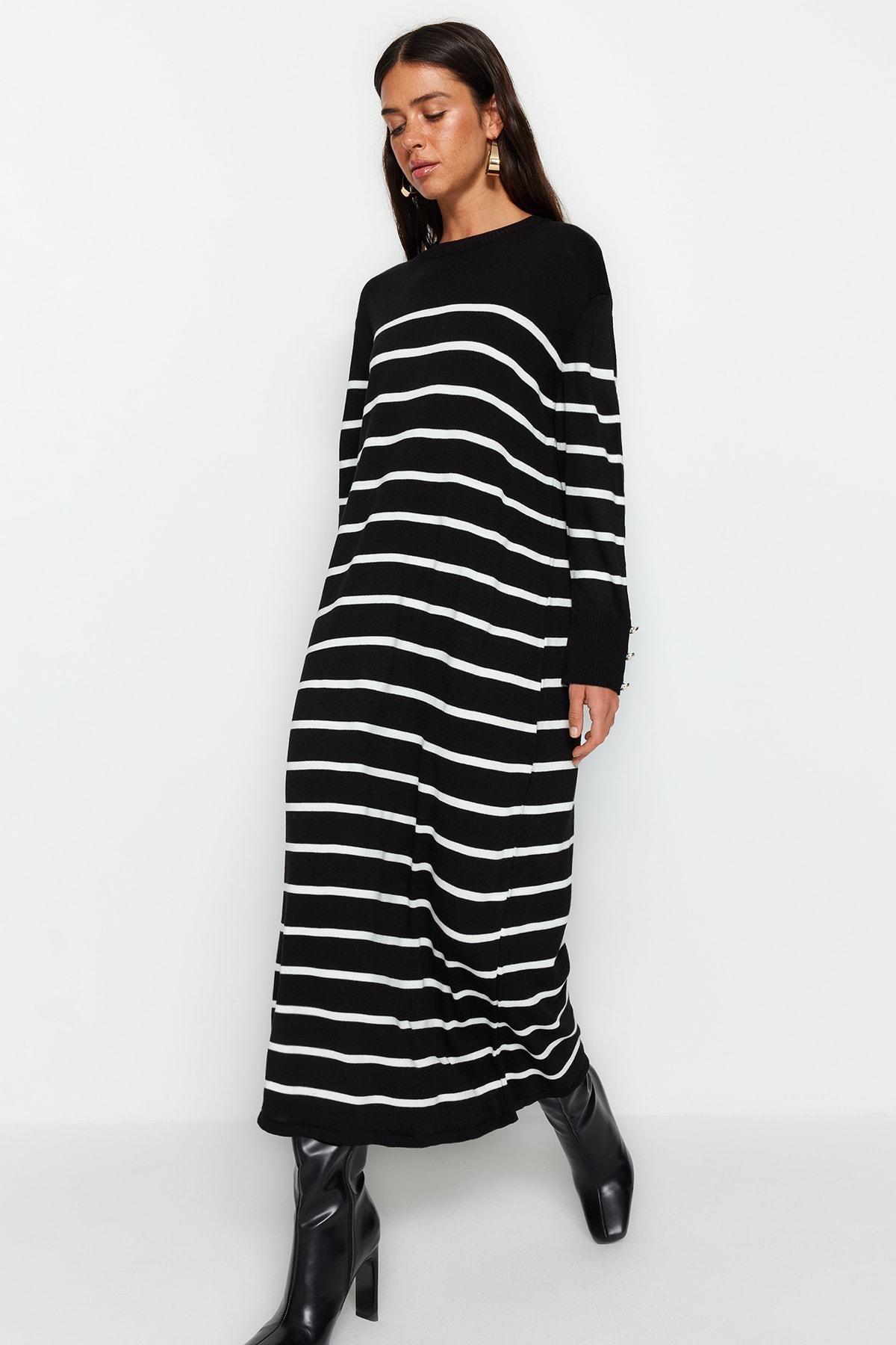 Black Striped Sleeve Detailed Knitted Dress, , large image number 3