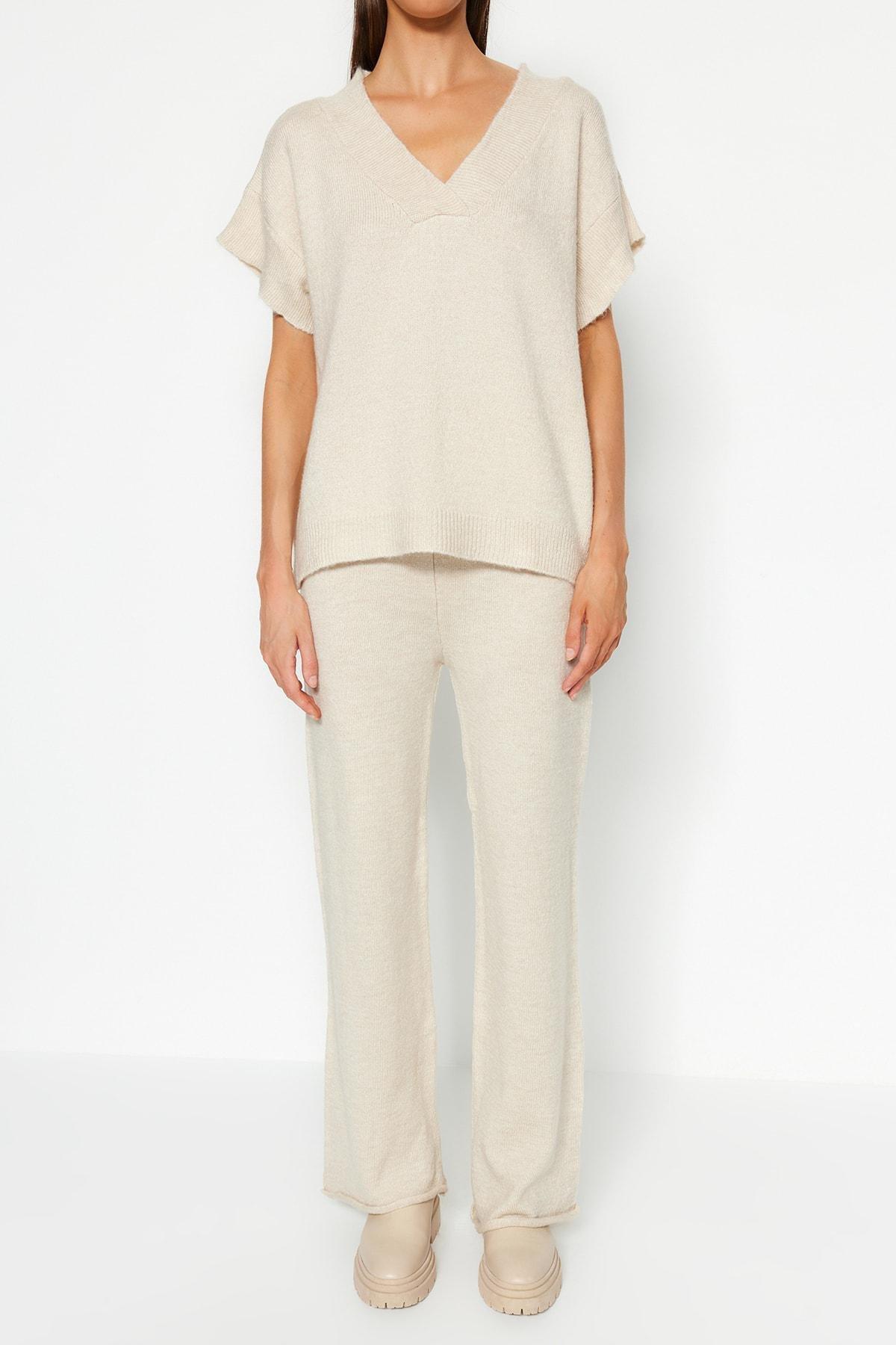Beige V-Neck Co-Ord Set, , large image number 3