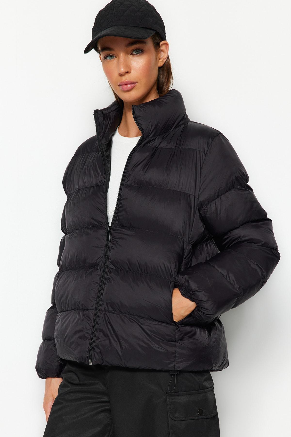 Black Puffer Jacket, BLACK, large image number 2